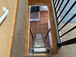 Sequoia Riverfront Cabins