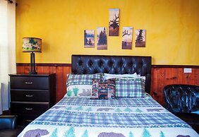 Sequoia Riverfront Cabins