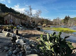 Sequoia Riverfront Cabins