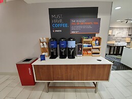 Holiday Inn Express & Suites Seattle North - Lynnwood by IHG