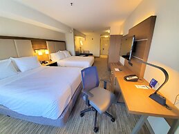 Holiday Inn Express & Suites Seattle North - Lynnwood by IHG