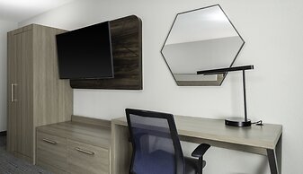 Holiday Inn Express Hotel & Suites FLORENCE NORTHEAST by IHG