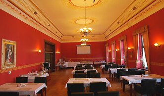 Hotel Zlaty Lev Zatec