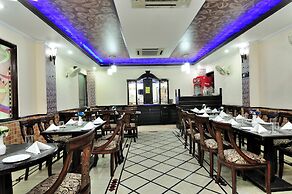 Hotel Maharaja Residency