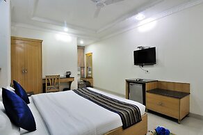 Hotel Maharaja Residency