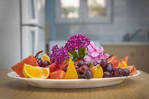 Haraki Mare Studios & Apartments