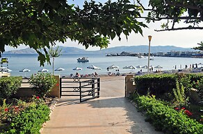 Haraki Mare Studios & Apartments