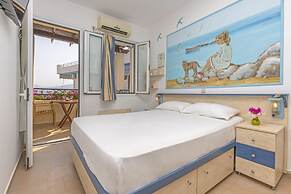 Haraki Mare Studios & Apartments