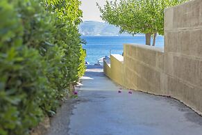 Haraki Mare Studios & Apartments