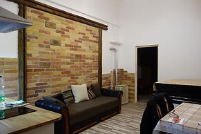 RingAvenue Apartments