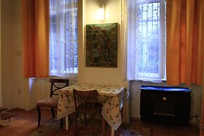 RingAvenue Apartments