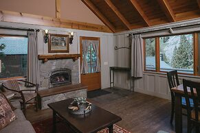 Tamarack Lodge and Resort