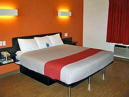 Motel 6 South Haven, KS