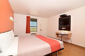 Motel 6 South Haven, KS