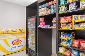 Holiday Inn Express & Suites Palm Bay by IHG