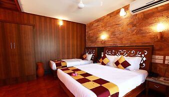 Kondai Lip Backwater Heritage Resort