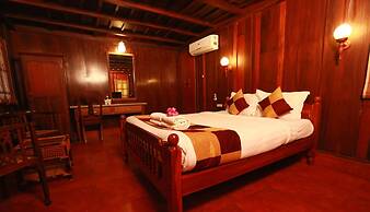 Kondai Lip Backwater Heritage Resort