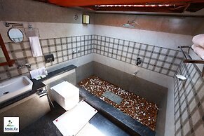 Kondai Lip Backwater Heritage Resort