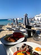 Acrogiali Beachfront Hotel