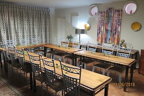 5th Avenue Gooseberry Guest House