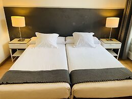 Super Balmes Guest House