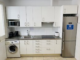 Super Balmes Guest House