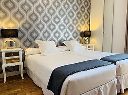 Super Balmes Guest House