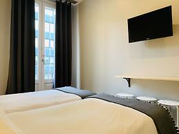 Super Balmes Guest House