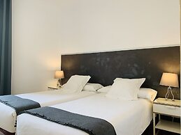 Super Balmes Guest House