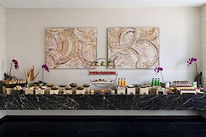 JW Marriott Hotel Marina