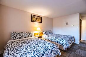 Pleasant Valley Motel