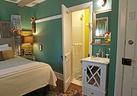 1825 Inn Bed and Breakfast