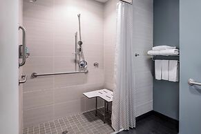 Aloft Charlotte Ballantyne