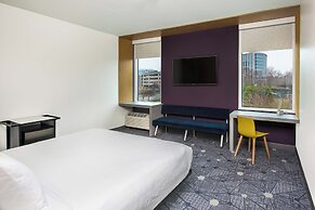 Aloft Charlotte Ballantyne