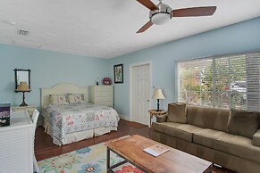 Beach Place Guesthouses