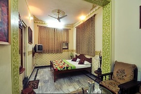 Hotel Teerth Palace