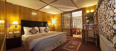 Hotel Heevan Retreat