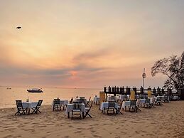 Chen Sea Resort & Spa