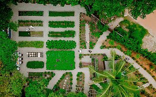 Chen Sea Resort & Spa