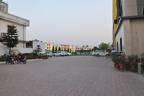 Hotel Taj Darbar