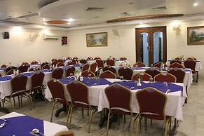 Hotel Taj Darbar
