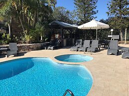 Glen Eden Beach Resort