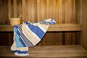 Glen Eden Beach Resort