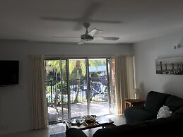 Glen Eden Beach Resort