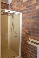 Glen Eden Beach Resort