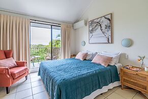 Glen Eden Beach Resort