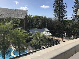 Glen Eden Beach Resort