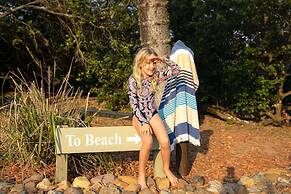 Glen Eden Beach Resort