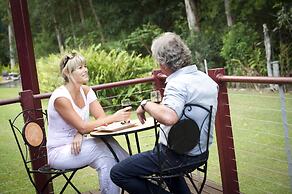 Glass House Mountains Ecolodge