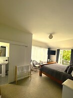 Bavaria Boutique Hotel